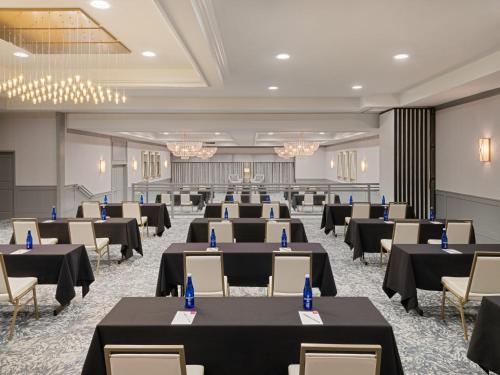 Crowne Plaza Suffern-Mahwah an IHG Hotel - image 11