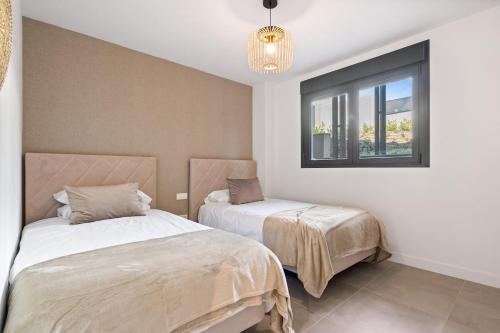 Oasis 325 with private garden & wellnes, Estepona (foto 10)