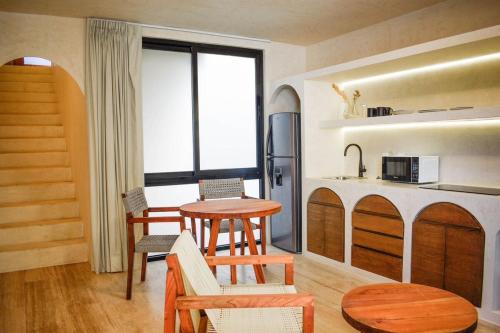 Studio in La Veleta with private rooftop, Tulum