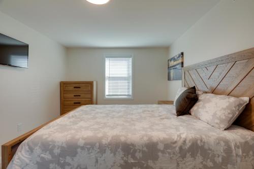 3 Mi to Onset Beach Sleek Apartment in Wareham 3 Mi to Onset Beach Sleek Apartment in Wareham