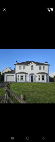 Dungloe House in Dunglow