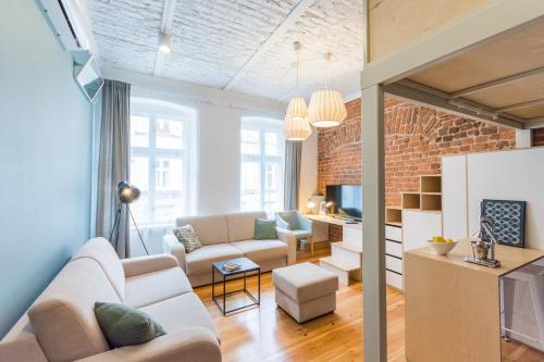 Comfort & Modern Studio by Market Square with AC AS Home S5, Breslau