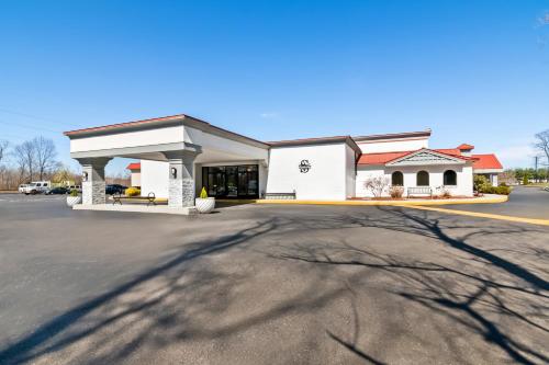 Clarion Inn North Haven - New Haven North - 숙소 외관