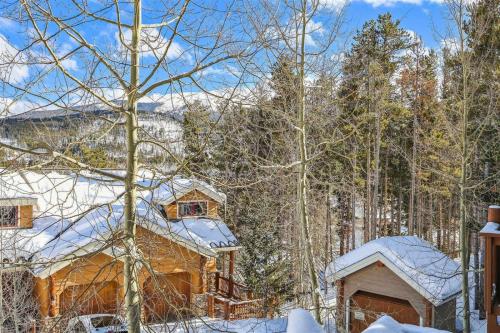 Exterior view, 4 Bedroom Townhome Near Snowflake Lift - Walk To Slopes! in Breckenridge (CO)