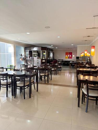 Pub/Lounge, Hotel Aire de Patagonia in Rio Gallegos