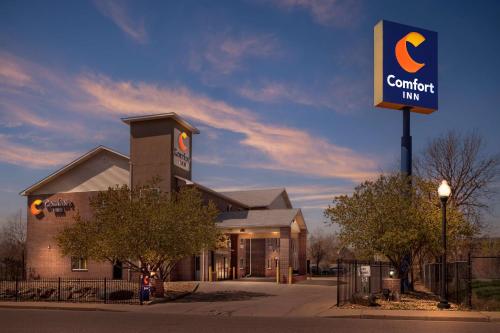 Comfort Inn Denver West Arvada Station in Wheat Ridge, USA