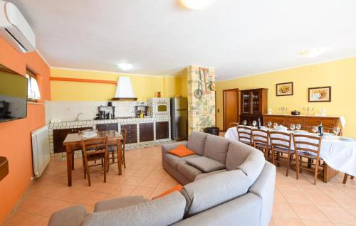 Nine-Bedroom Holiday Home
