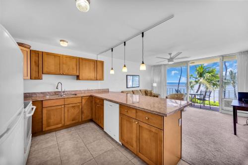 Hale Kai O'Kihei 301 - image 11