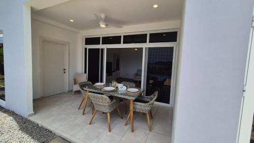 Ocean view private pool apartment near hotel facilities in Boca Chica