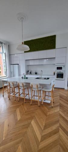 virtuve, Maison familiale Ecole des Filles in Neuilly-en-Thelle