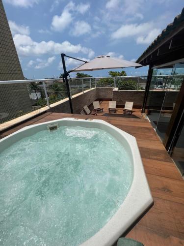 Balcony/terrace, Cobertura com jacuzzi na enseada near Casa De Massas Alfa