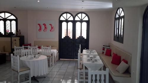 Їжа та напої, CiTYZen Hotel in Лутракі