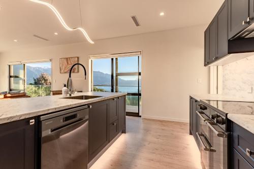 Sleek, Elevated Views, Hidden, Каикоура (фото 8)