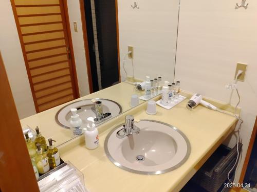 Japanese-Style Room