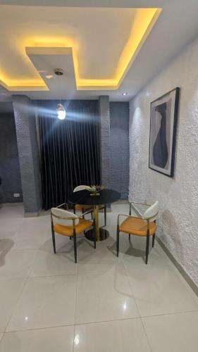 Three-Bedroom Apartment image 7