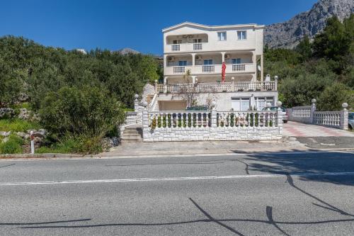 Apartments and rooms with parking space Podgora, Makarska - 23916 3