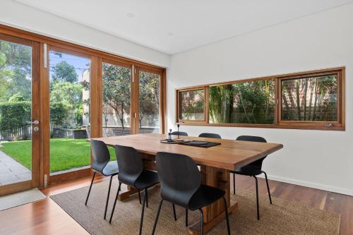 Facilities, Charming Annandale Retreat in Glebe
