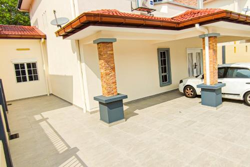 Modern 5-Bedroom House BBQ Event Wedding at Kajang by HCK 