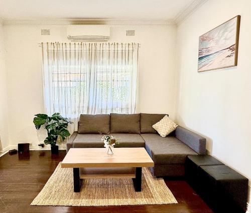 Comfy family home-15 mins to CBD & beach in Richmond