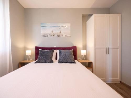 Luxury apartments Sun Set - One-room apartment with jacuzzi