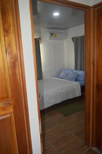 Coconut Lodge Maluhia - image 2