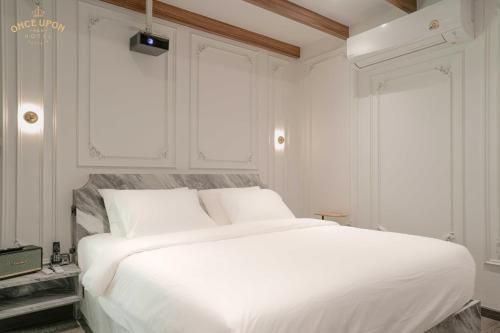 Superior Double Room image 5