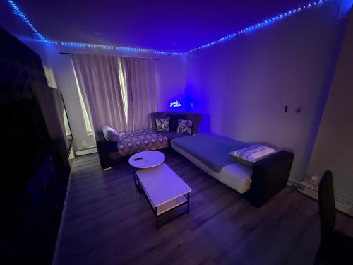 5 Bed Apt, Best Value EWR- Inq for week or month disc in Elizabeth, USA