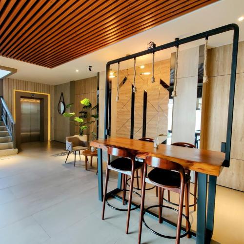 Ravintola, The Mango Suites by Flat06 in Kemang