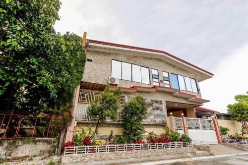 La Belladoza near NAIA T1 Airport, Manila (fotografie 5)