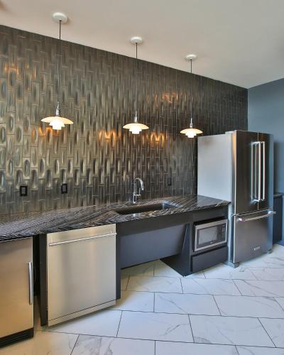Two-Bedroom Apartment image 6
