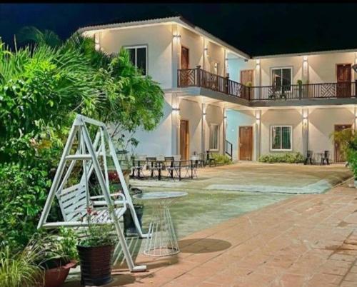 ផ្ទះសំណាក់កក្កដា Kakada Guesthouse - Kampot