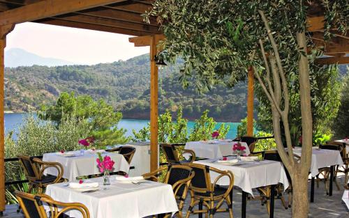 Kerveli Village Hotel - 레스토랑