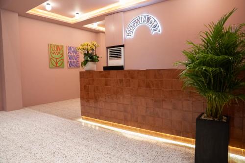 Brown Dot Hotel Saigon Airport - 로비