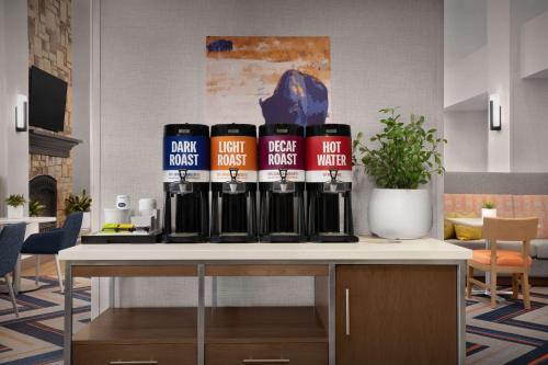 Hampton Inn & Suites Williston, Williston (photo 10)