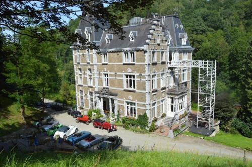  Chateau Bleu in Trooz