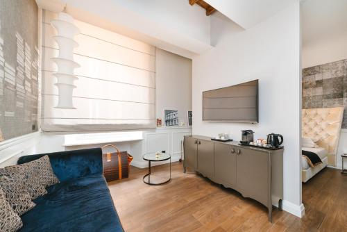 Rhea Silvia Luxury Spagna - image 10