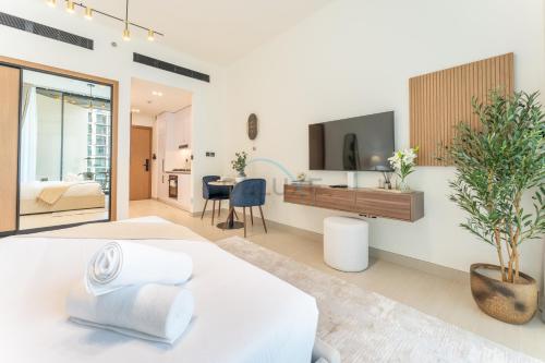 Studio Near Dubai Autodrome & Trump Golf Club, Binghatti Amber, JVC By Deluxe Holiday Homes, Dubaï (photo 3)