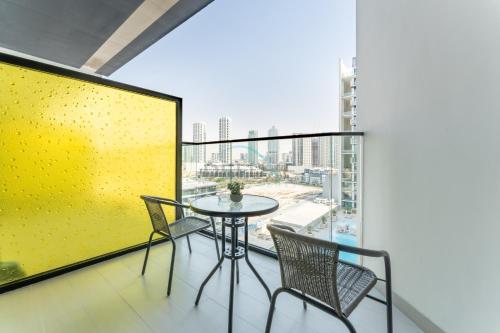 Studio Near Dubai Autodrome & Trump Golf Club, Binghatti Amber, JVC By Deluxe Holiday Homes, Dubaï (photo 9)