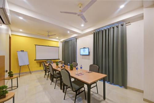 Aamantran Residency, Sohna Road, Sector 49, Gurugram - 회의실/연회장
