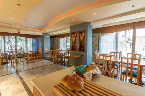 Restaurant, Pantheon Hotel in Nikiforos Fokas