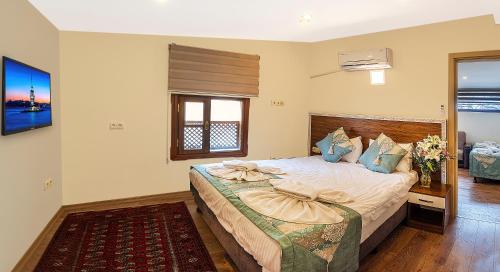 Two-Bedroom Suite image 2