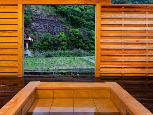 Open air bath, 天星の透間REBORN in Takanabe