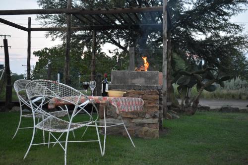 Kert, Truksvy Soutpan Guesthouse in Groenvlei