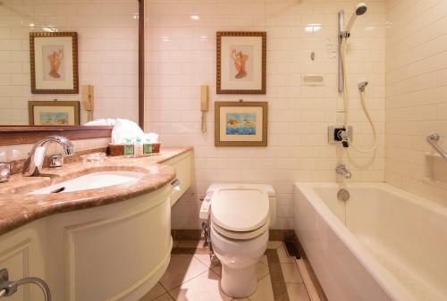 Deluxe Double Room 24sqm - Smoking image 6
