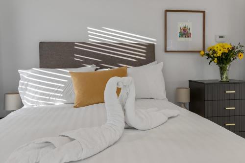 Centre Point Studio - Short Stays UK, Exeter (photo 6)
