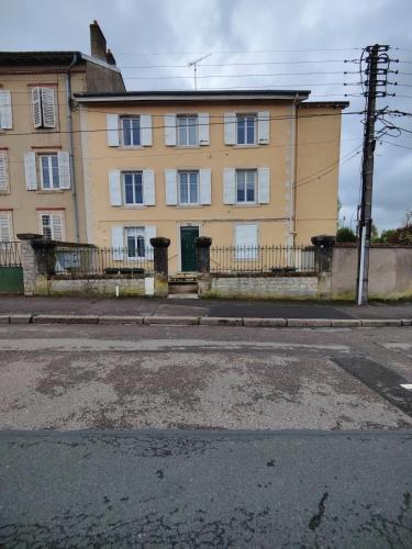 ทัศนียภาพภายนอกโรงแรม, Le Bénédictin (Le Benedictin) in ลูเนวีล