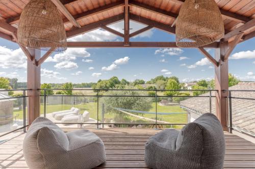 View, Villa Alta-Beloi in Cavignac