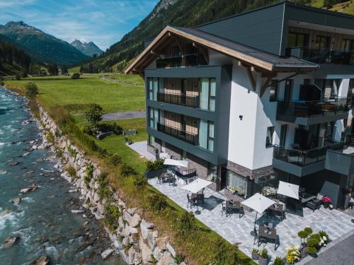 Hotel Modern Mountain - image 4