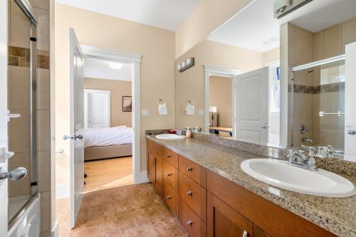 Charming Surrey Residence with Ample Space