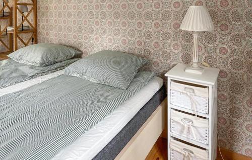 1 Bedroom Gorgeous Home In Romakloster in Hejde